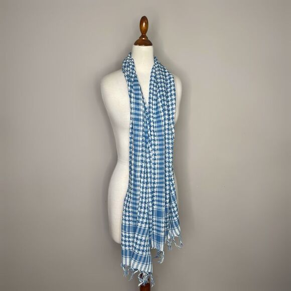NWT Open Hand Designs Blue & White Check Handloomed Scarf Wrap Fringe Fair Trade - Picture 3 of 11